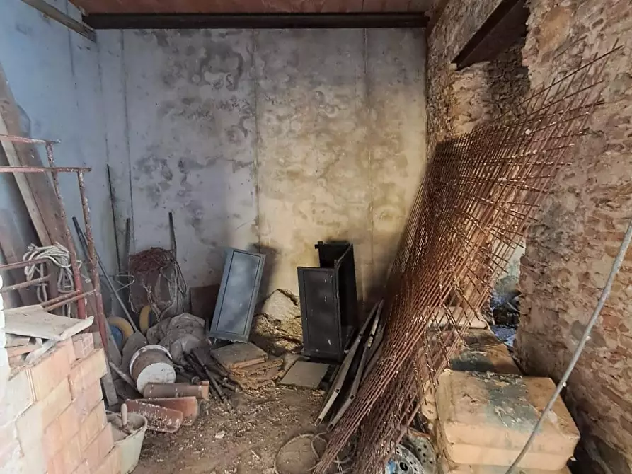 Immagine 28 di Appartamento in vendita  a Buti