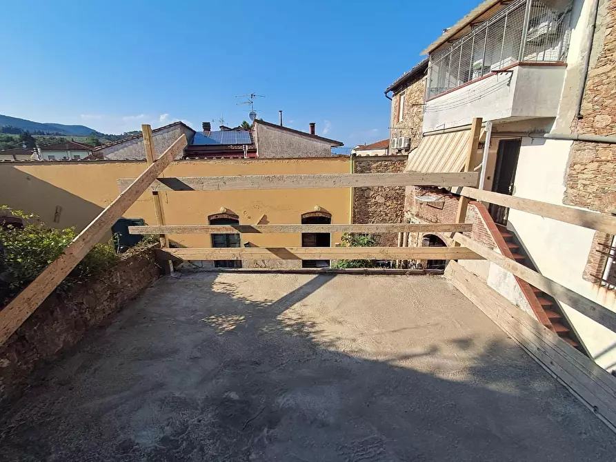 Immagine 18 di Appartamento in vendita  a Buti