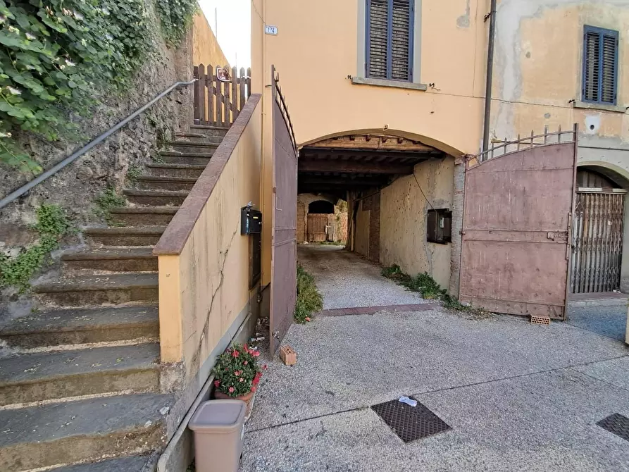 Immagine 2 di Appartamento in vendita  a Buti