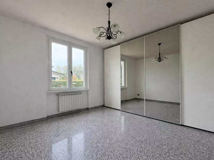 Immagine 13 di Villa in vendita  a Camaiore