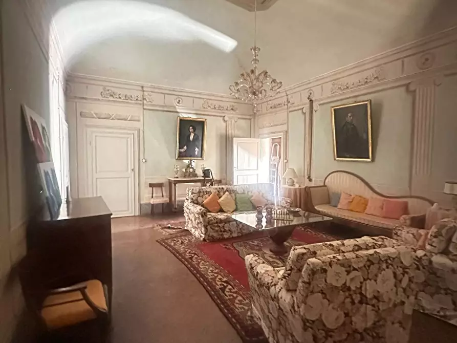 Immagine 26 di Villa in vendita  a Cascina
