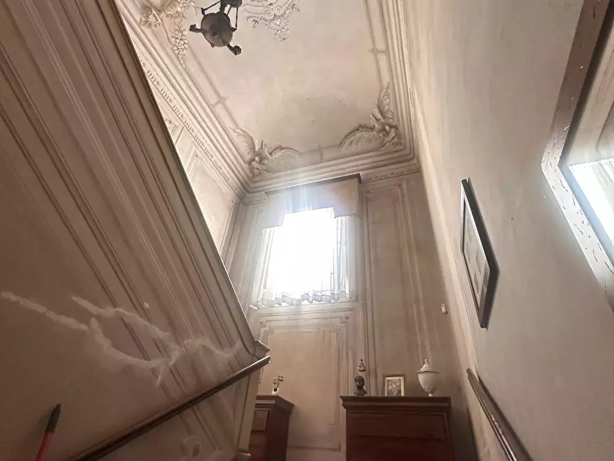 Immagine 18 di Villa in vendita  a Cascina