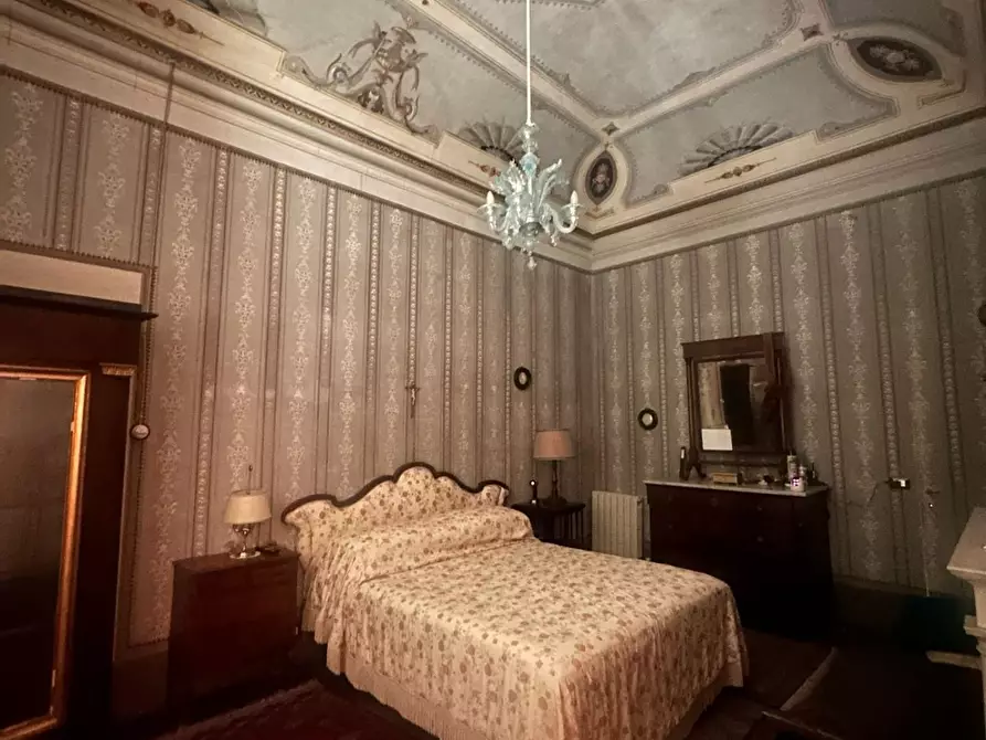 Immagine 23 di Villa in vendita  a Cascina