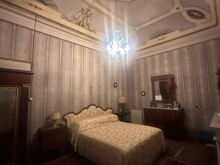Immagine 25 di Villa in vendita  a Cascina