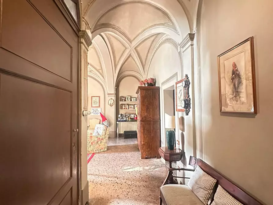 Immagine 16 di Villa in vendita  a Cascina