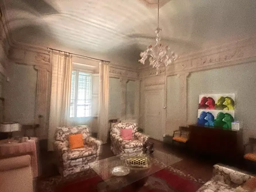 Immagine 21 di Villa in vendita  a Cascina