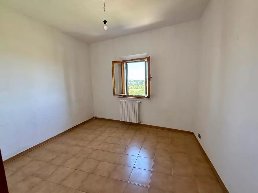 Immagine 12 di Appartamento in vendita  a Peccioli