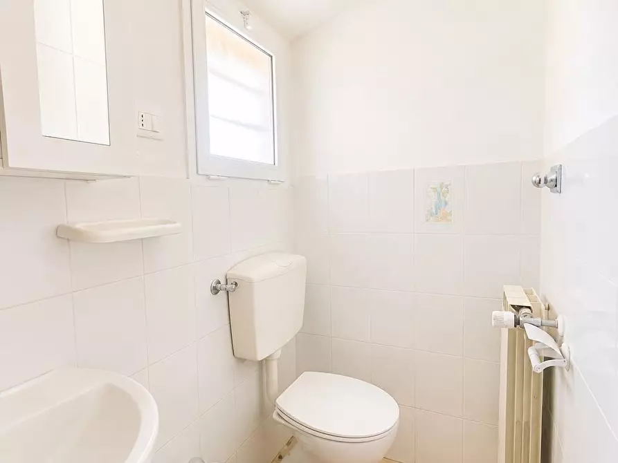 Immagine 27 di Casa semindipendente in vendita  a La Spezia