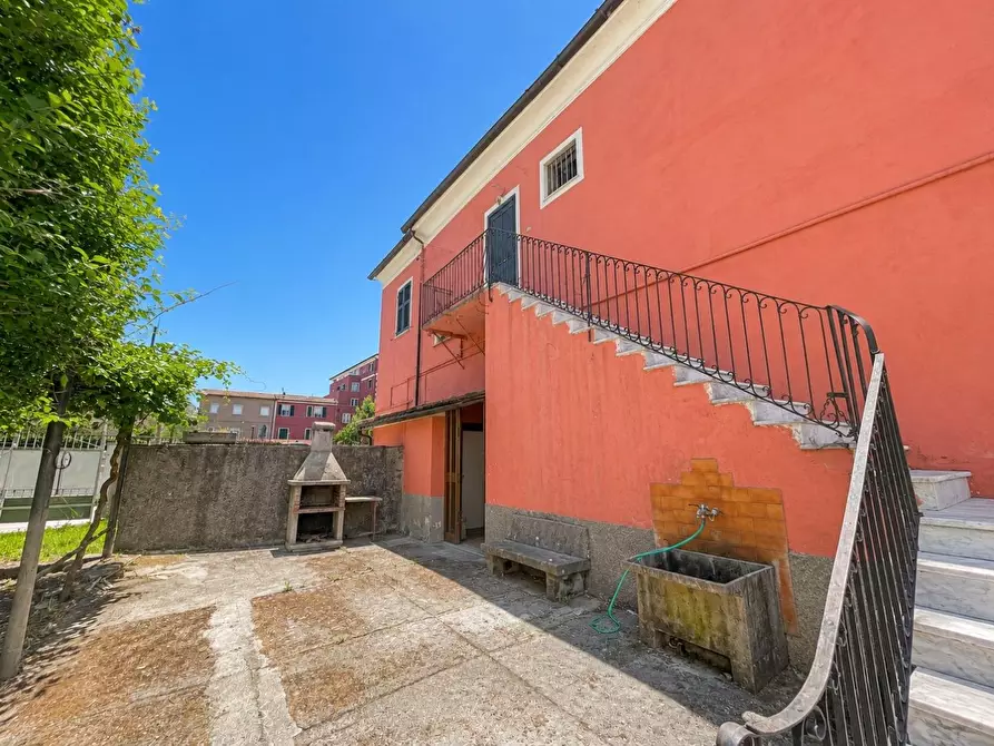 Immagine 29 di Casa semindipendente in vendita  a La Spezia