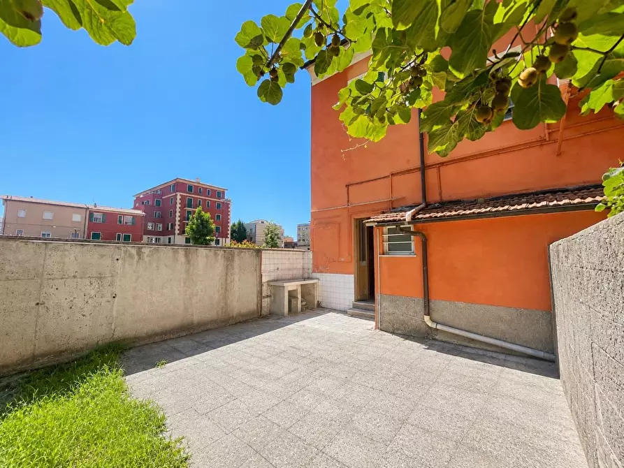 Immagine 3 di Casa semindipendente in vendita  a La Spezia