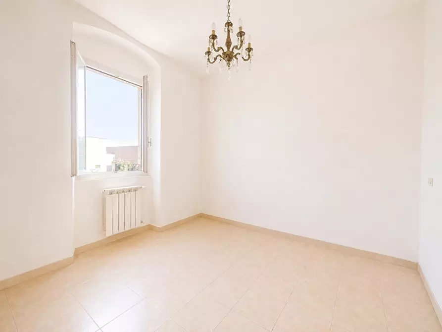 Immagine 18 di Casa semindipendente in vendita  a La Spezia