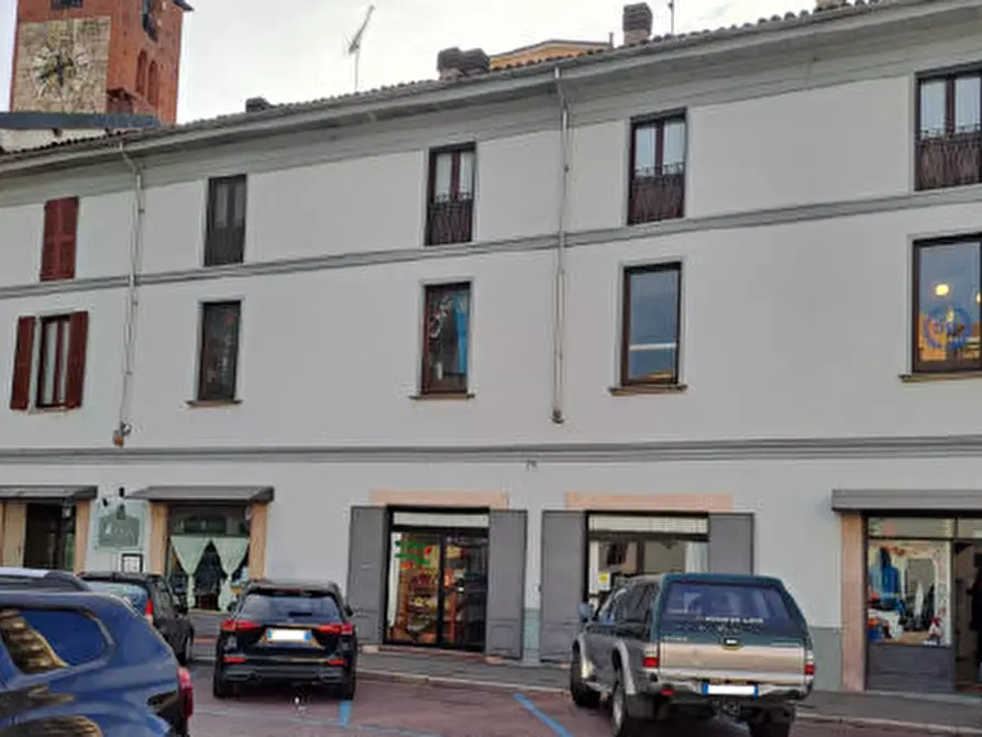 Immagine 1 di Negozio in vendita  a Mortara