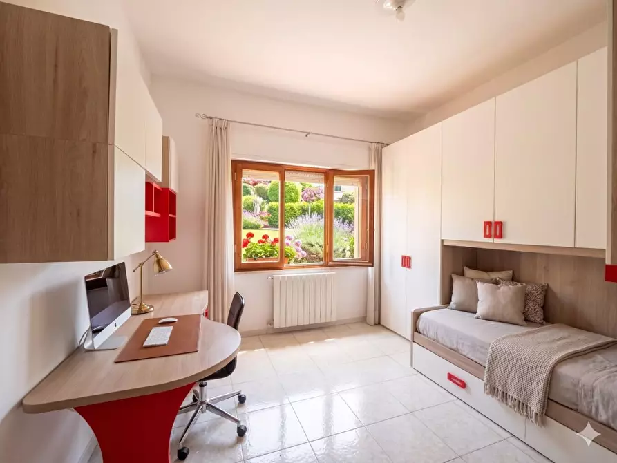 Immagine 15 di Casa bifamiliare in vendita  a Calcinaia