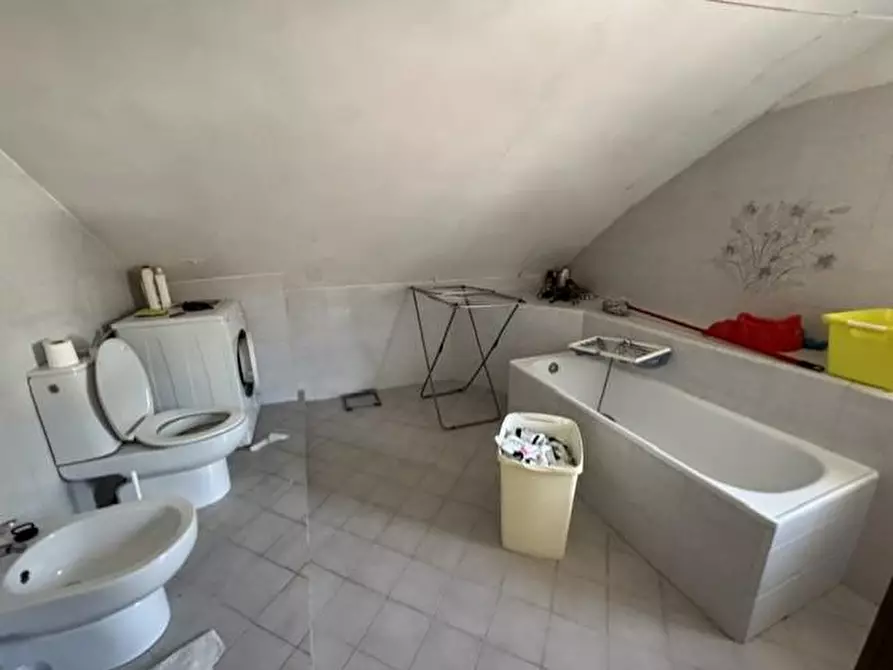 Immagine 10 di Appartamento in vendita  a Calci