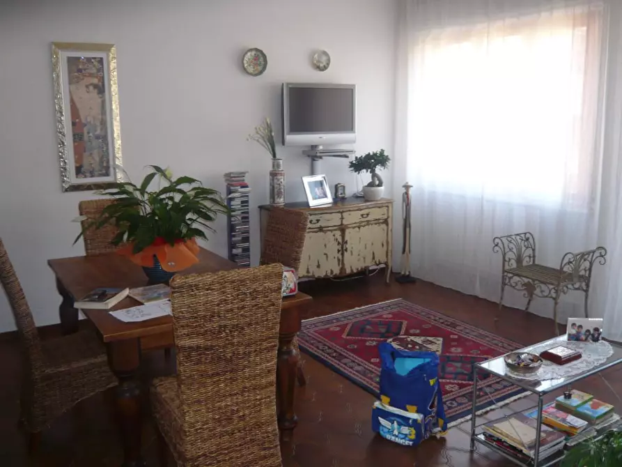 Immagine 2 di Appartamento in vendita  a Calci