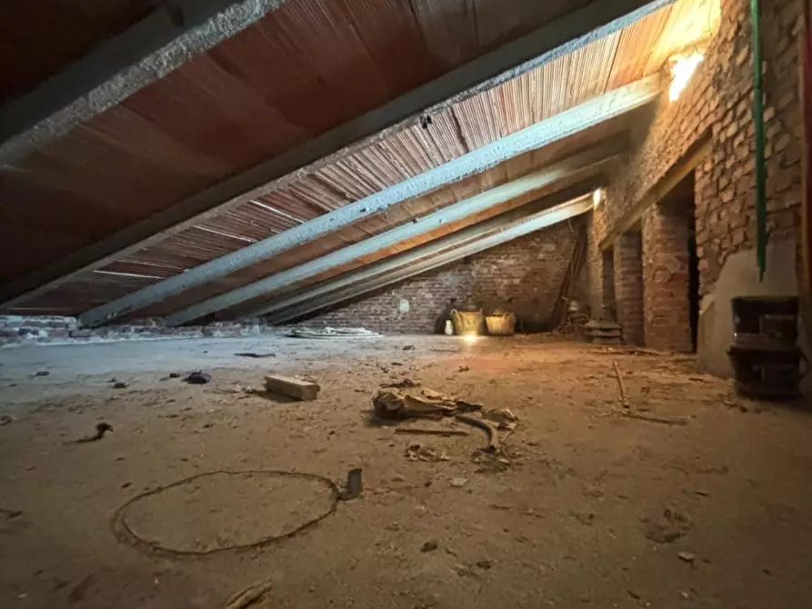 Immagine 8 di Casa indipendente in vendita  a San Giuliano Terme