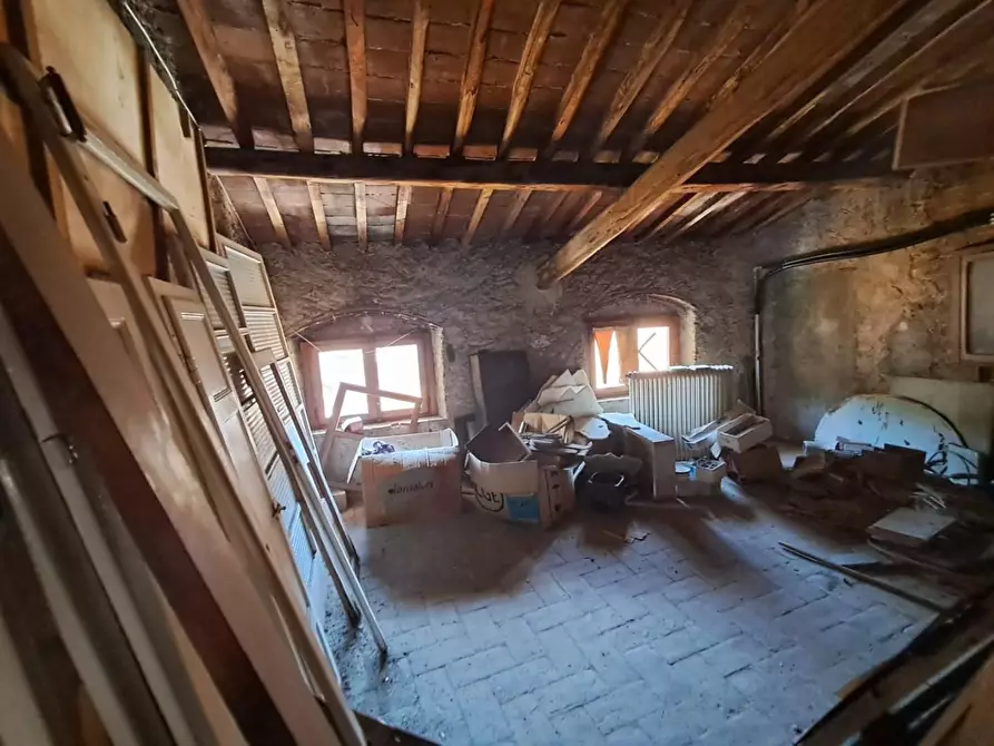 Immagine 30 di Appartamento in vendita  a Buti