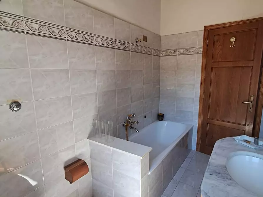 Immagine 17 di Appartamento in vendita  a Buti