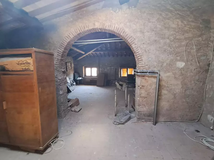 Immagine 25 di Appartamento in vendita  a Buti