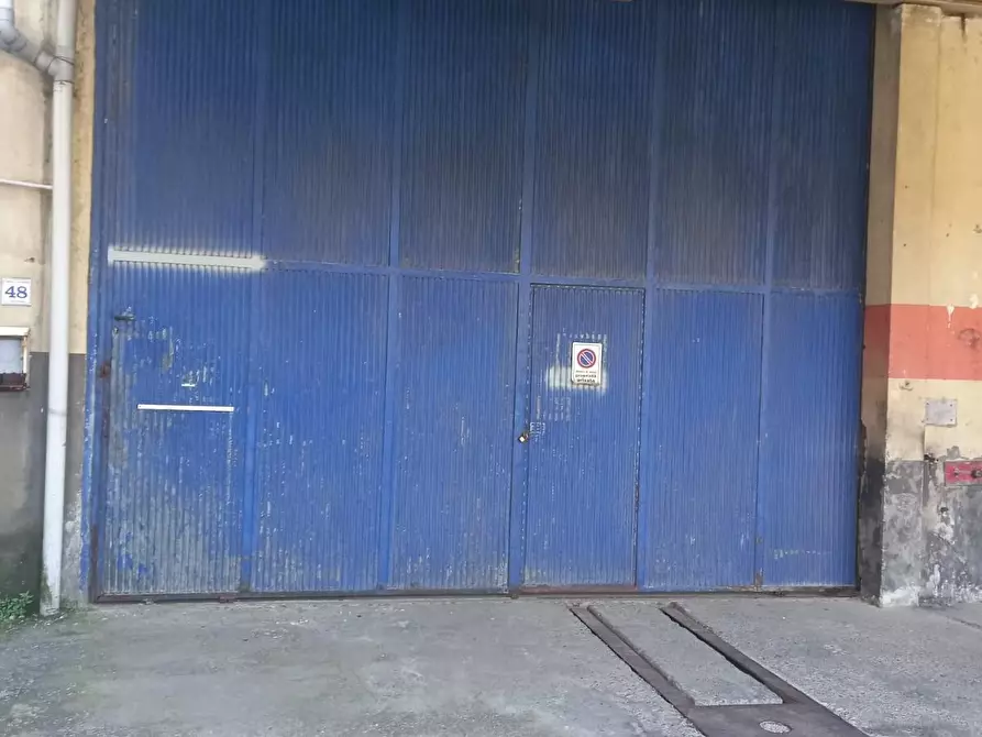 Immagine 3 di Attività artigianale in affitto  a Capannori