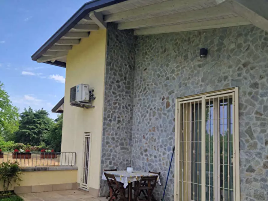 Immagine 5 di Villa in vendita  a Senago
