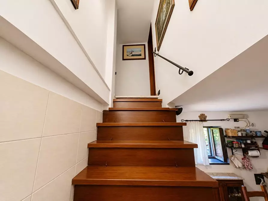 Immagine 20 di Casa indipendente in vendita  a Vezzano Ligure