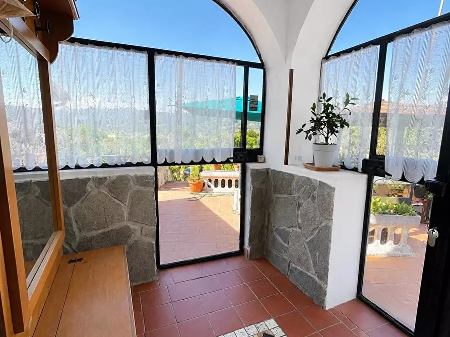 Immagine 13 di Casa indipendente in vendita  a Vezzano Ligure
