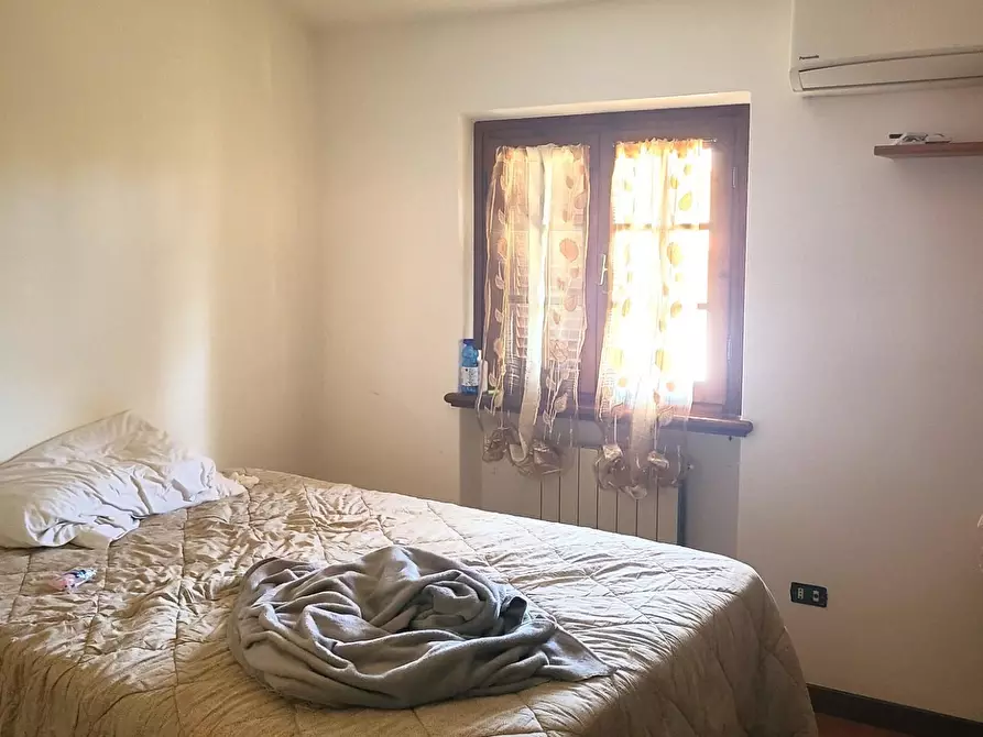 Immagine 12 di Villetta a schiera in vendita  a Seravezza