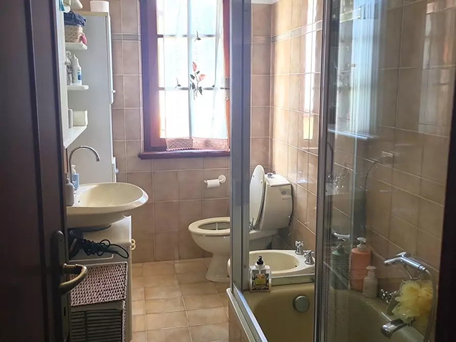 Immagine 10 di Villetta a schiera in vendita  a Seravezza