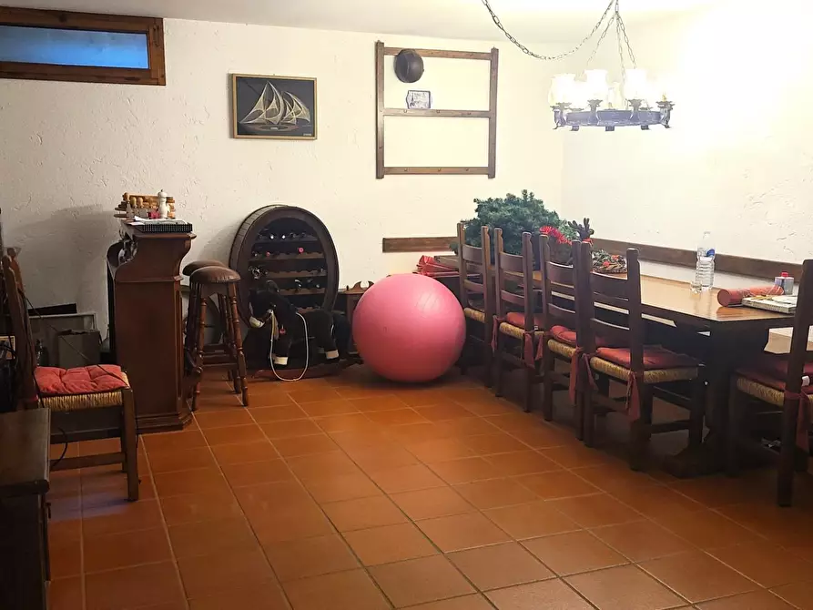 Immagine 16 di Villetta a schiera in vendita  a Seravezza