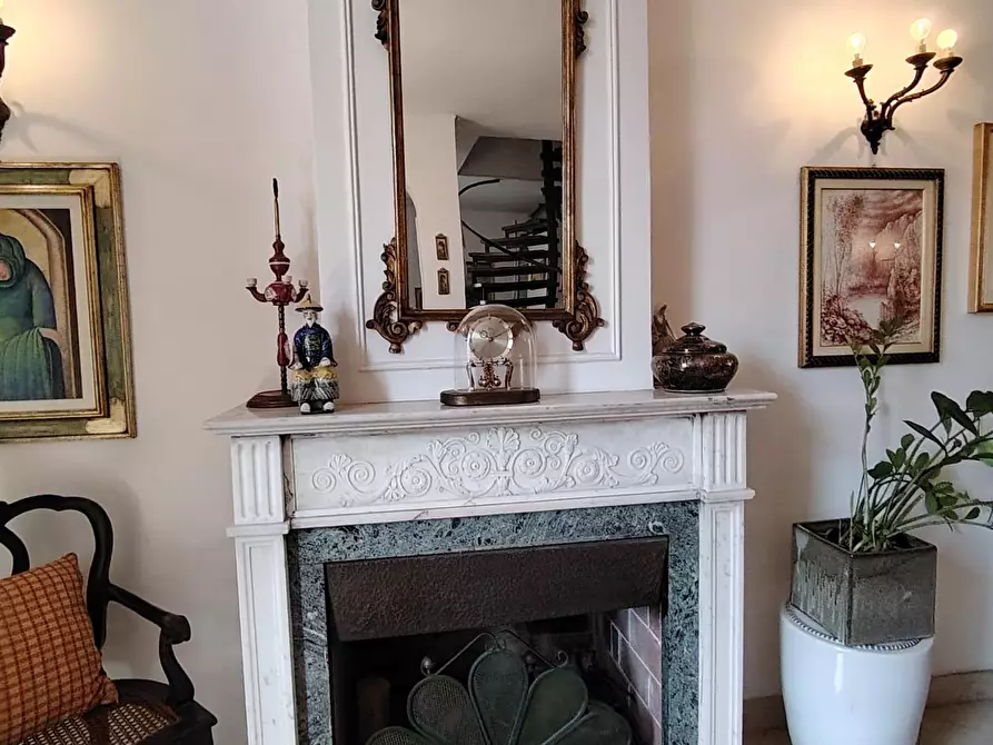 Immagine 8 di Appartamento in vendita  a Carrara