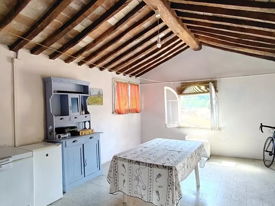 Immagine 36 di Appartamento in vendita  a Carrara