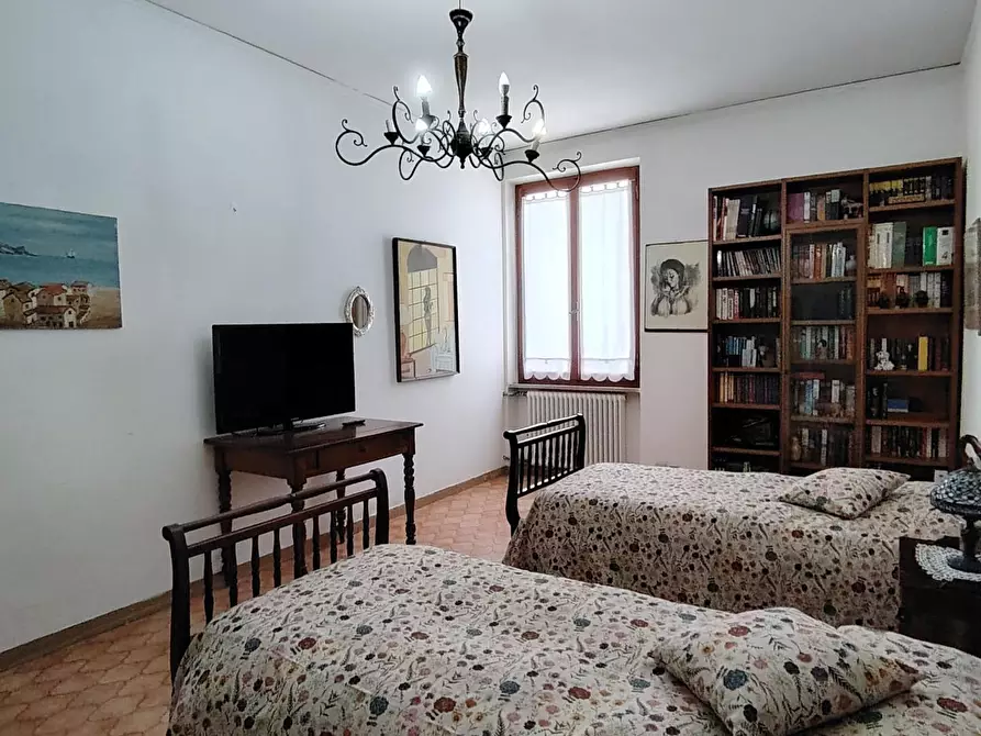 Immagine 24 di Appartamento in vendita  a Carrara