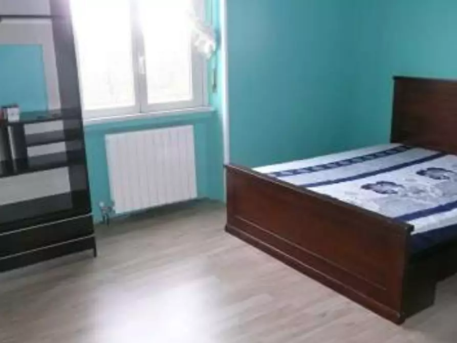 Immagine 2 di Appartamento in vendita  a Sesto Calende