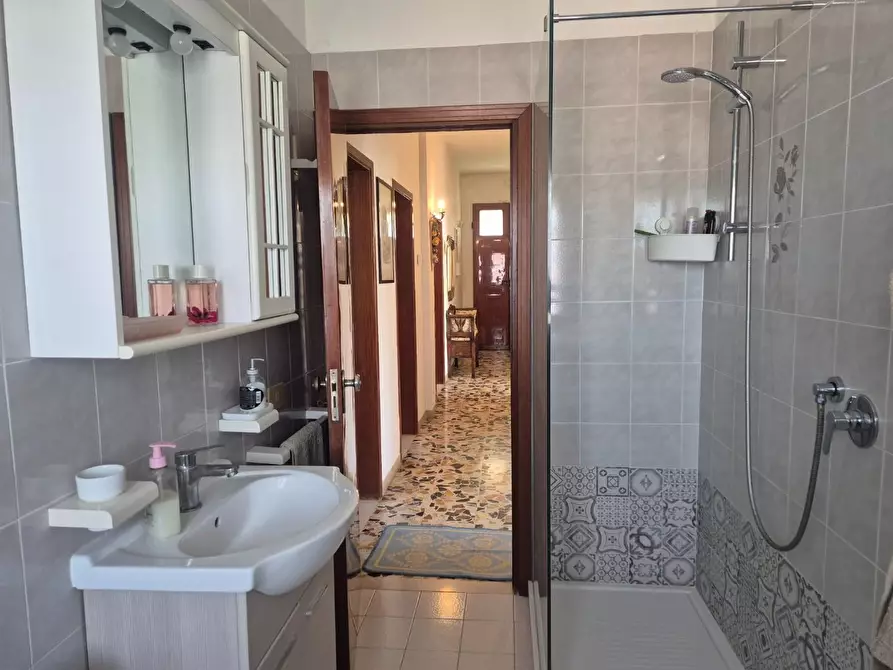 Immagine 7 di Casa bifamiliare in vendita  a Campiglia Marittima