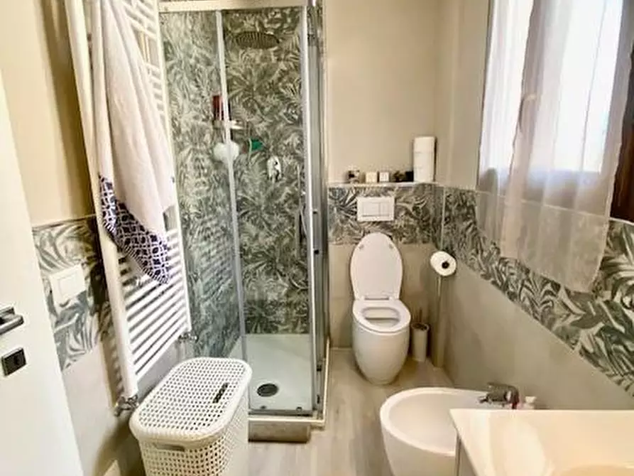 Immagine 29 di Appartamento in vendita  a Uzzano