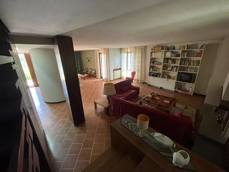 Immagine 9 di Villa in vendita  a Fucecchio