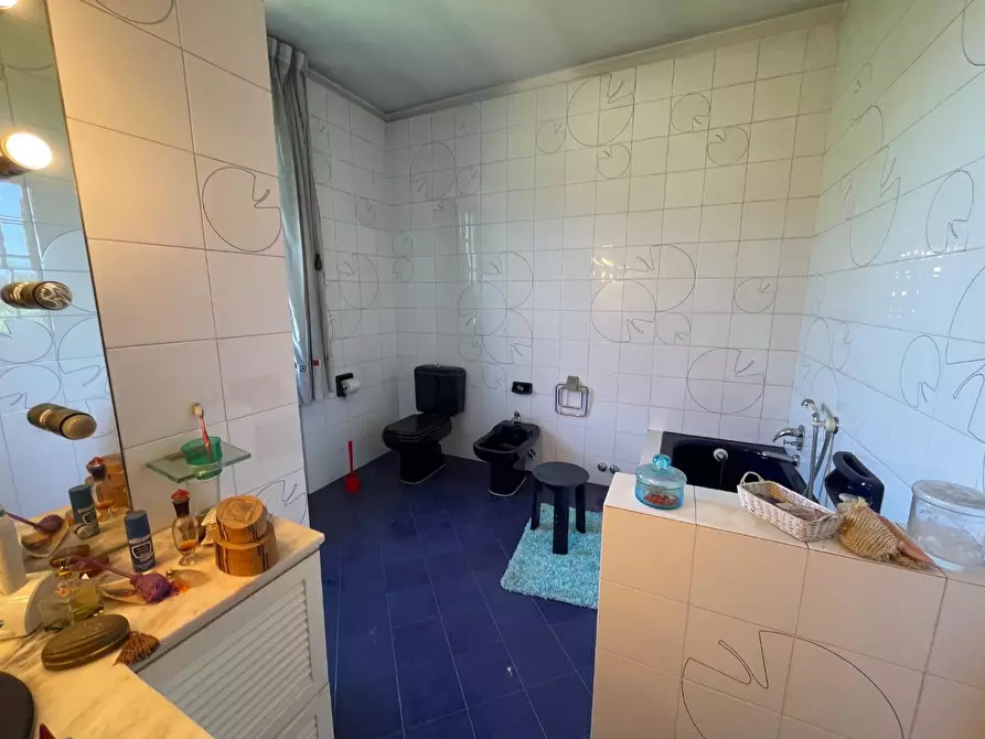 Immagine 15 di Villa in vendita  a Fucecchio