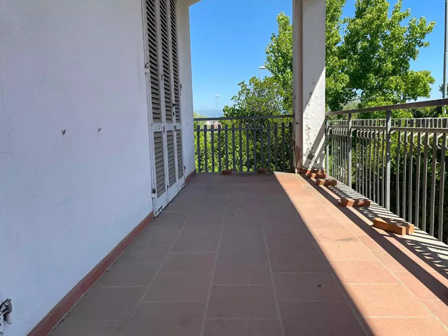 Immagine 1 di Villa in vendita  a Fucecchio