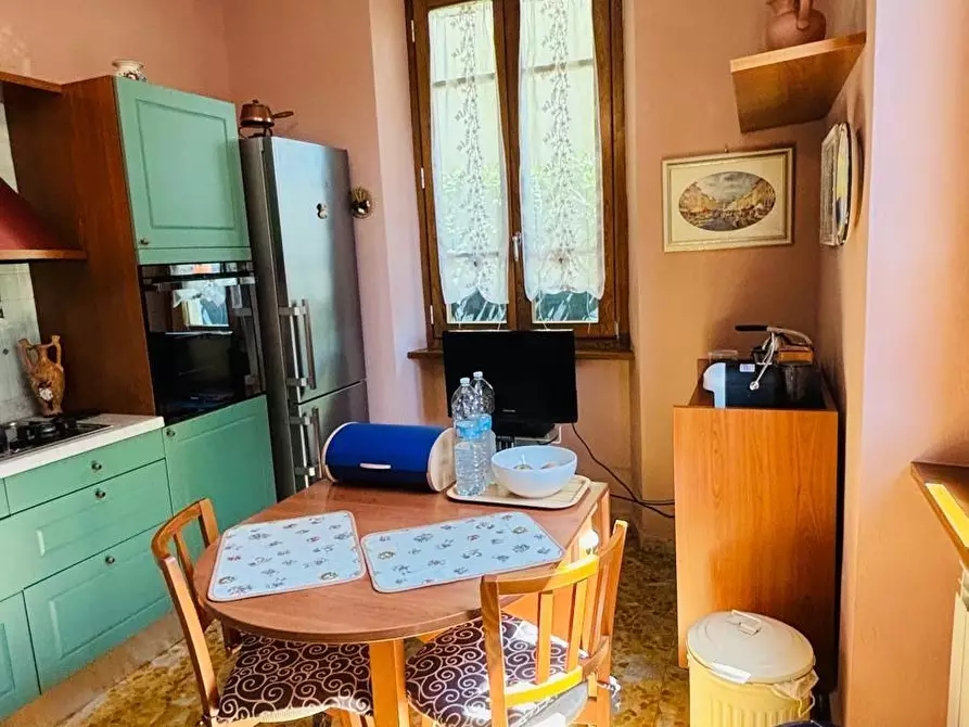 Immagine 9 di Villa in vendita  a Pescia