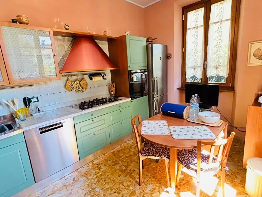 Immagine 7 di Villa in vendita  a Pescia