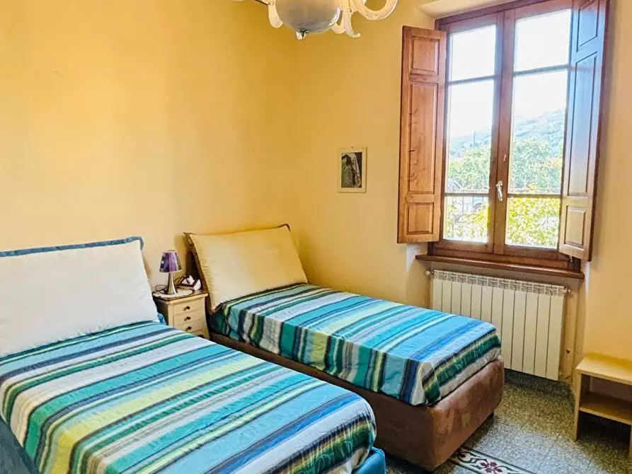 Immagine 27 di Villa in vendita  a Pescia