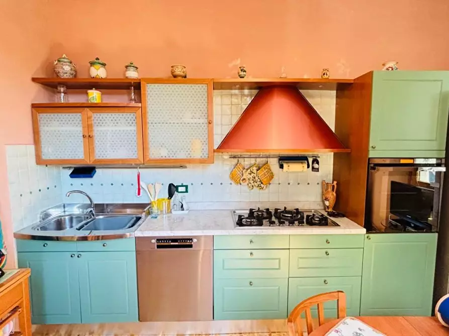 Immagine 10 di Villa in vendita  a Pescia