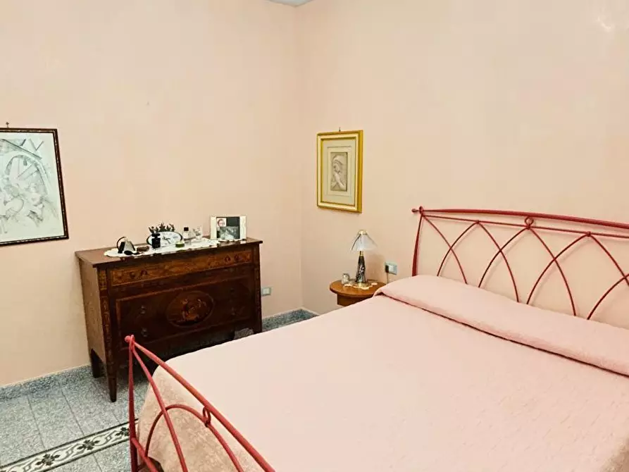 Immagine 35 di Villa in vendita  a Pescia