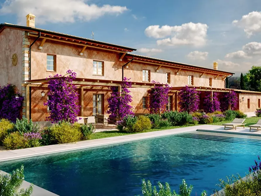 Immagine 1 di Casa colonica in vendita  a Pietrasanta