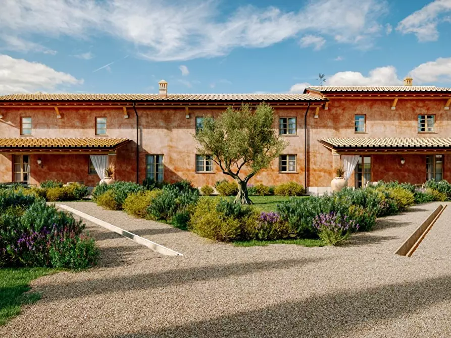 Immagine 22 di Casa colonica in vendita  a Pietrasanta