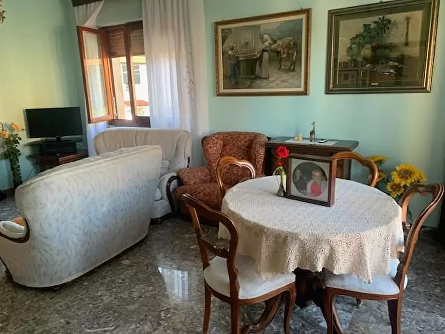 Immagine 20 di Casa indipendente in vendita  a Montecatini Terme