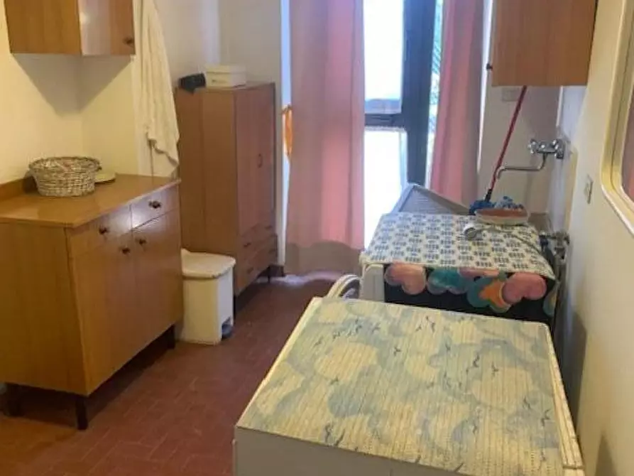 Immagine 3 di Casa indipendente in vendita  a Montecatini Terme