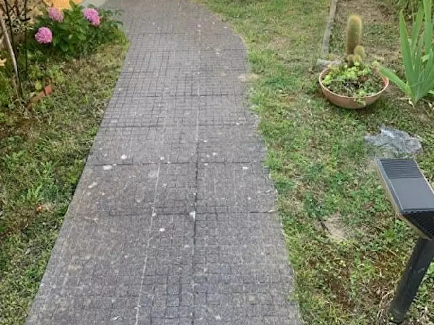 Immagine 28 di Casa indipendente in vendita  a Montecatini Terme