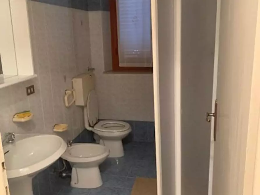 Immagine 11 di Casa indipendente in vendita  a Montecatini Terme